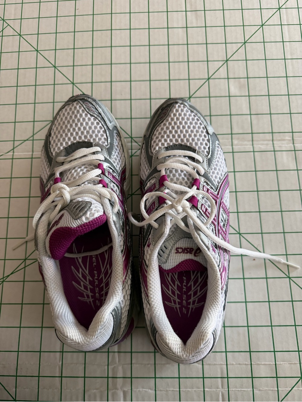 ASICS Women's White and Magenta Athletic Running Shoes